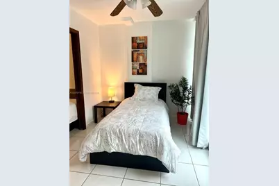 5401 Collins Ave #311, Miami Beach, FL 33140 - Photo 9