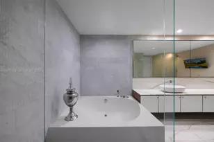 10203 Collins Ave, Bal Harbour, FL 33154 - Photo 23