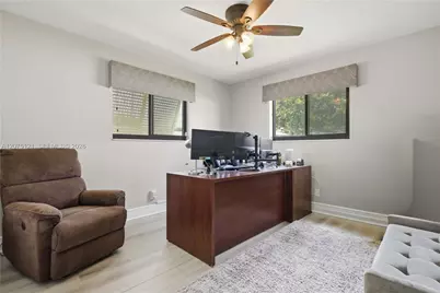 6620 SW 6th St, Pembroke Pines, FL 33023 - Photo 33