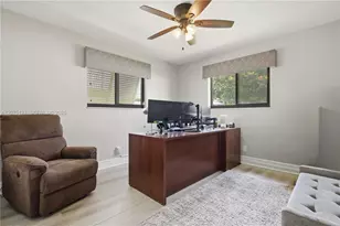 6620 SW 6th St, Pembroke Pines, FL 33023 - Photo 33