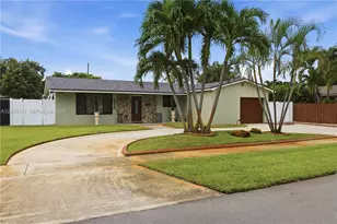 6620 SW 6th St, Pembroke Pines, FL 33023 - Photo 3