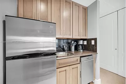 405 N Ocean Blvd #103, Pompano Beach, FL 33062 - Photo 9