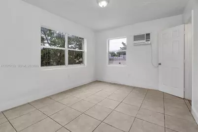 1137 NW 29th Ter #1137, Miami, FL 33127 - Photo 19