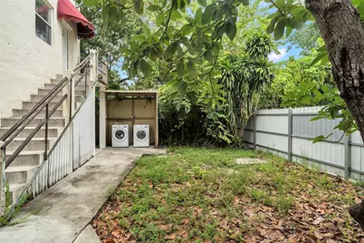 1137 NW 29th Ter #1137, Miami, FL 33127 - Photo 5