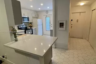 1000 NE 14th Ave, Hallandale Beach, FL 33009 - Photo 5