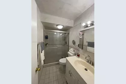 1000 NE 14th Ave #211, Hallandale Beach, FL 33009 - Photo 15