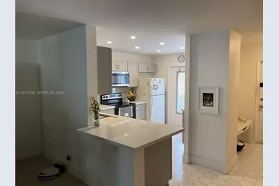 1000 NE 14th Ave #211, Hallandale Beach, FL 33009 - Photo 3