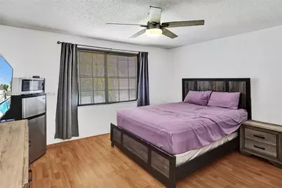 1933 SW 180th Ter, Miramar, FL 33029 - Photo 21