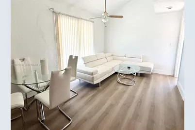 119 NW 43rd Ct #4A, Oakland Park, FL 33309 - Photo 5
