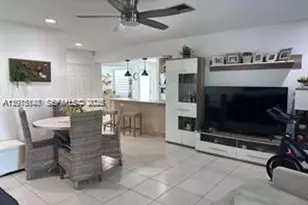 6174 W 14th Ct, Hialeah, FL 33012 - Photo 11