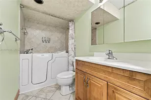 1801 S Ocean Dr, Hallandale Beach, FL 33009 - Photo 17