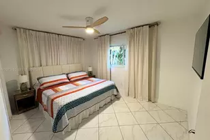 14500 NE 5th Ct, Miami, FL 33161 - Photo 5