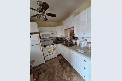 5181 W Oakland Park Blvd #204, Lauderdale Lakes, FL 33313 - Photo 9