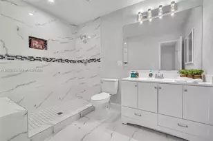 741 NE 8th St, Pompano Beach, FL 33060 - Photo 21