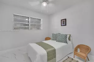 741 NE 8th St, Pompano Beach, FL 33060 - Photo 15