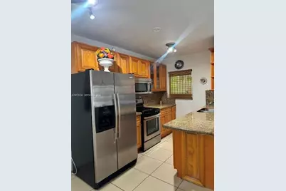640 Pennsylvania Ave #11, Miami Beach, FL 33139 - Photo 3