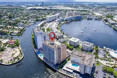 121 Golden Isles Dr #907, Hallandale Beach, FL 33009 - Photo 19