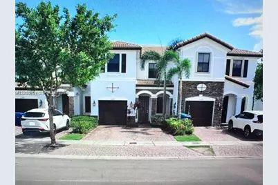11281 NW 88th St, Doral, FL 33178 - Photo 1
