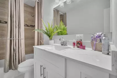 741 NE 8th St, Pompano Beach, FL 33060 - Photo 19