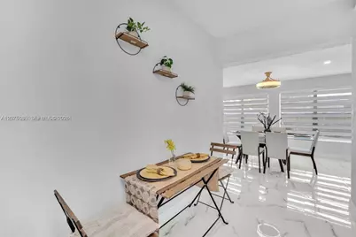 741 NE 8th St, Pompano Beach, FL 33060 - Photo 23