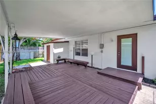741 NE 8th St, Pompano Beach, FL 33060 - Photo 25