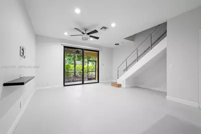 3810 Tree Top Dr, Weston, FL 33332 - Photo 9