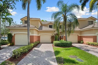 3810 Tree Top Dr, Weston, FL 33332 - Photo 1
