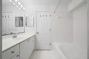 3810 Tree Top Dr, Weston, FL 33332 - Photo 27