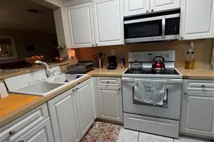 15771 SW 137th Ave, Miami, FL 33177 - Photo 5
