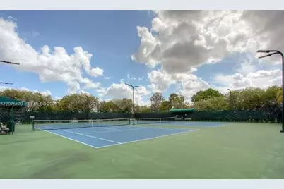 402 Lakeview Dr #201, Weston, FL 33326 - Photo 39