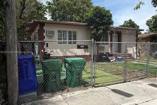 1075 NW 28th St, Miami, FL 33127 - Photo 3