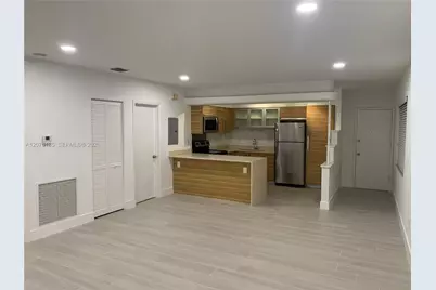315 Majorca Av #3, Coral Gables, FL 33134 - Photo 5