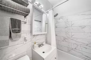 3030 Collins Ave, Miami Beach, FL 33140 - Photo 13