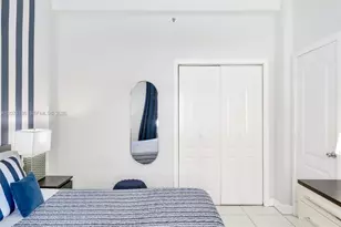 3030 Collins Ave, Miami Beach, FL 33140 - Photo 11