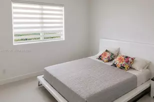 14951 Royal Oaks Ln, North Miami, FL 33181 - Photo 9