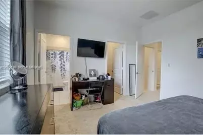 565 NE 5th Pl, Florida City, FL 33034 - Photo 23