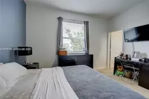 565 NE 5th Pl, Florida City, FL 33034 - Photo 11
