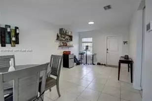 565 NE 5th Pl, Florida City, FL 33034 - Photo 3