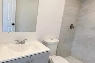 901 NW 116th St, Miami, FL 33168 - Photo 11