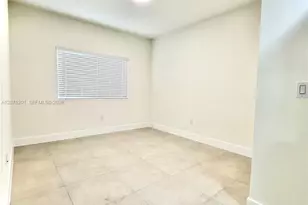 310 E 7th St, Hialeah, FL 33010 - Photo 11