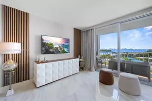 6900 Bay Dr, Miami Beach, FL 33141 - Photo 1