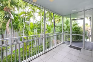 1125 99th St, Bay Harbor Islands, FL 33154 - Photo 31