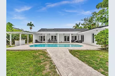 413 Tamarind Dr, Hallandale Beach, FL 33009 - Photo 9