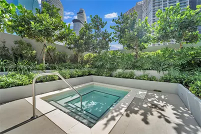 77 SE 5th #2115, Miami, FL 33131 - Photo 23