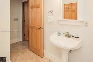 302 Balboa St, Hollywood, FL 33019 - Photo 21