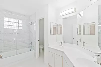 15842 SW 14 St, Pembroke Pines, FL 33027 - Photo 23