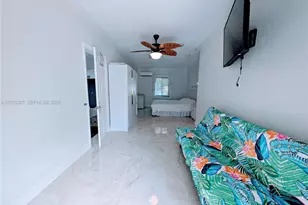 3221 NE 7th St, Pompano Beach, FL 33062 - Photo 15