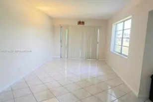 245 NE 191st St, Miami, FL 33179 - Photo 5