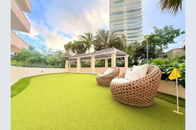 300 Pointe Dr #2806, Miami Beach, FL 33139 - Photo 49