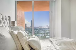 300 Pointe Dr, Miami Beach, FL 33139 - Photo 19